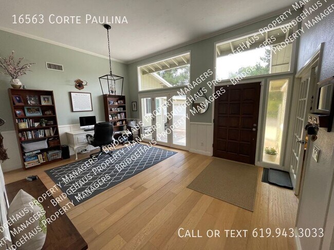 Building Photo - Beautiful and spacious 4 Bedroom/2 Bathroo...