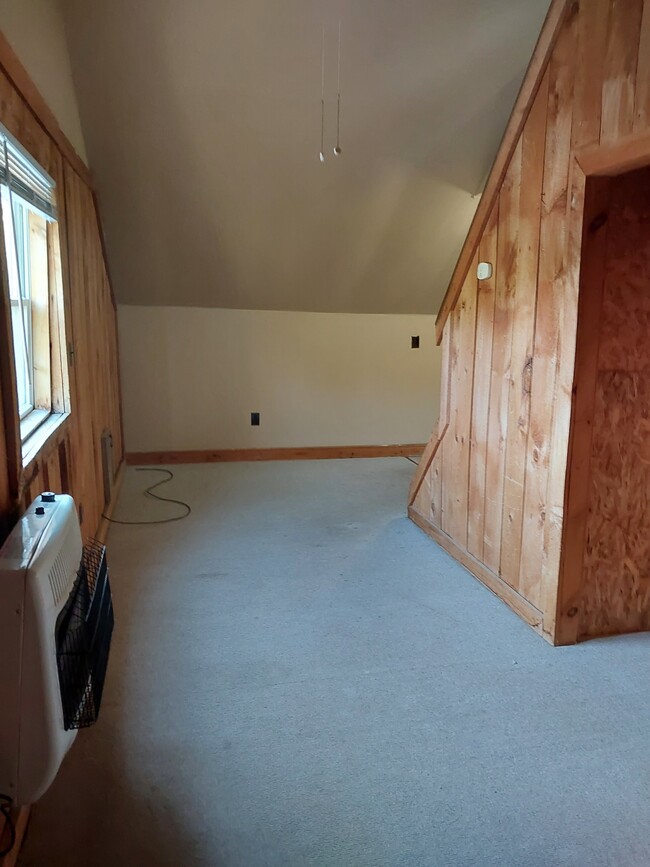Building Photo - 8571 Leray St