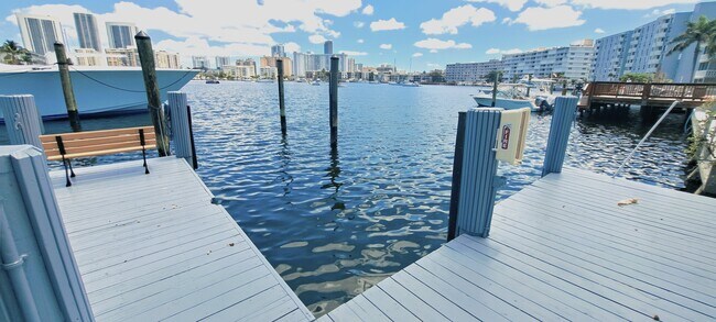 Boat Dock - 468 Golden Isles Dr