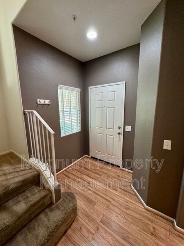 Building Photo - 26379 Arboretum Way