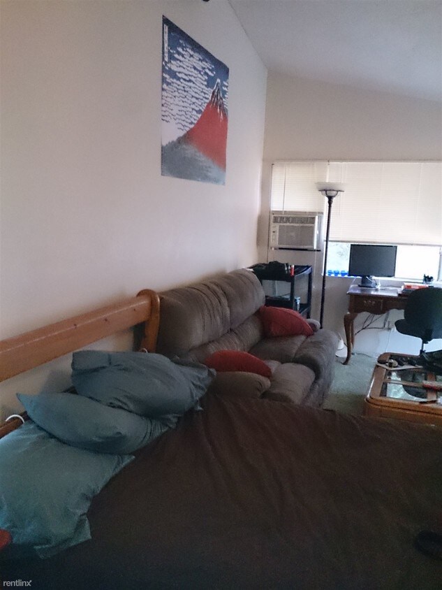 11402 Betsworth Rd, Valley Center, CA 92082 Condo for Rent in Valley