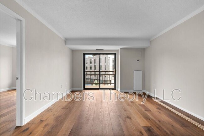 Foto del edificio - 2111 Wisconsin Ave NW
