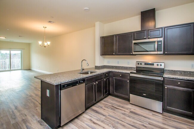 Foto del edificio - 38 Alpine Place Dr