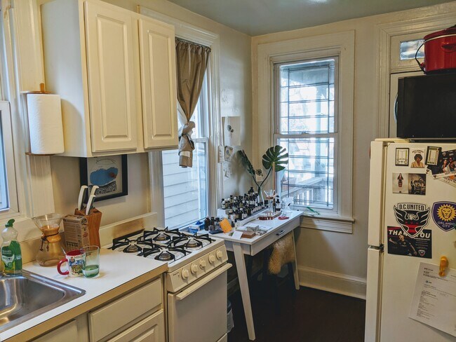 Foto del edificio - 1428 A St SE