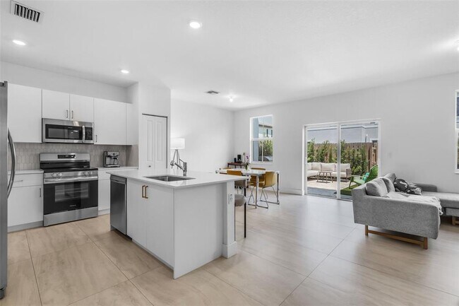 Foto del edificio - 11927 NW 46th St