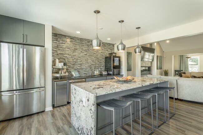 Casa club con cocina en Hawthorne at Lily Flagg en Huntsville, Alabama - Hawthorne at Lily Flagg