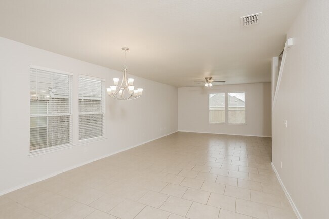 Building Photo - 1606 Desert Candle