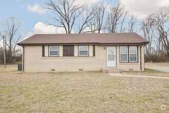 Building Photo - 2730 Ann Dr