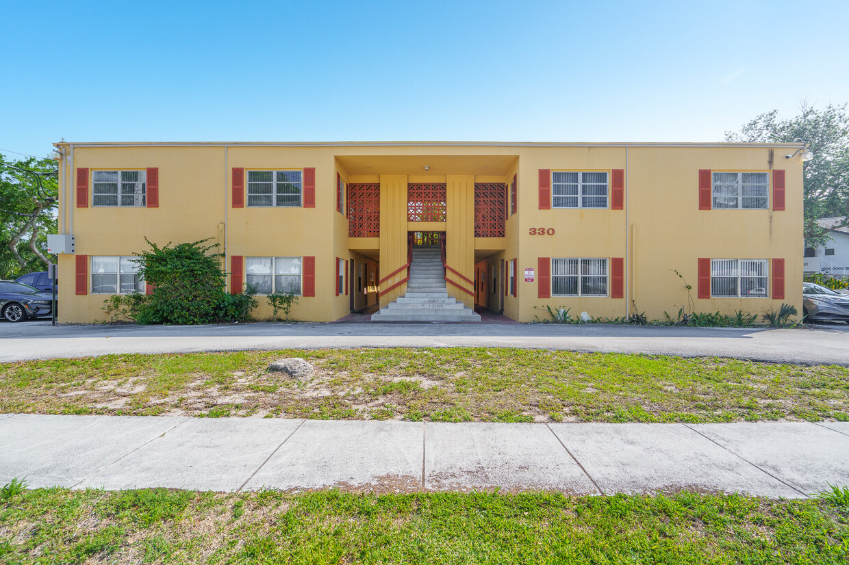 Primary Photo - Boca Hacienda