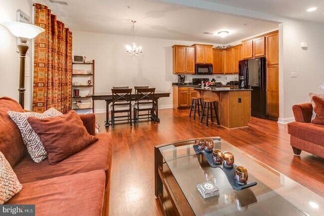 Foto del edificio - 861 Fawn Ln