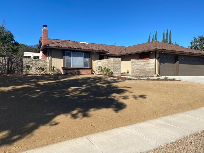 Building Photo - Summerfield Home