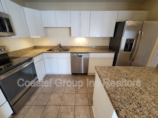 Building Photo - 2239 Windom Pl