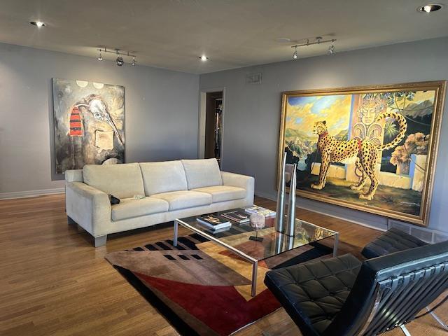 Foto del edificio - 1710 Dorchester Dr