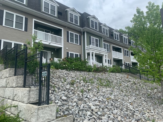 Photo - 62 Lincoln St Apartment