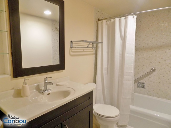 Foto del edificio - 2803 Century Harbor Rd