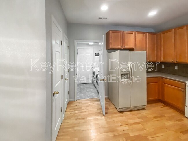 Foto del edificio - 2837 Ulster St
