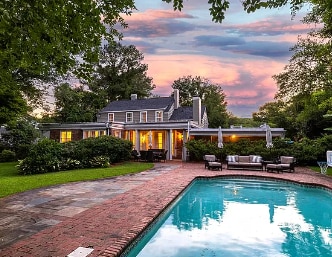 Building Photo - 13 Swan Lake Dr