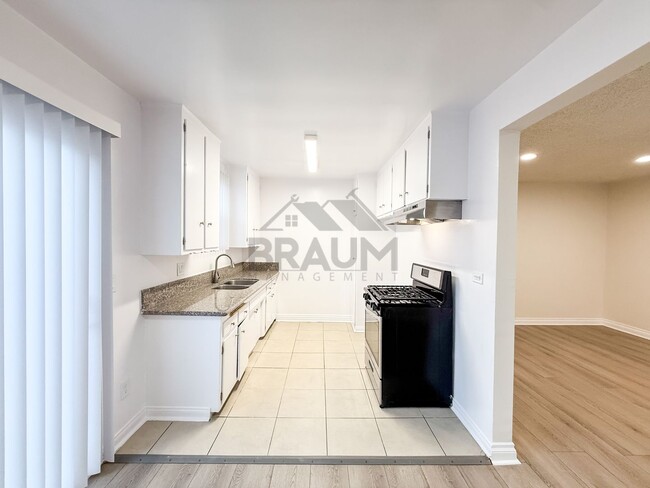 Building Photo - 19401 Haynes St