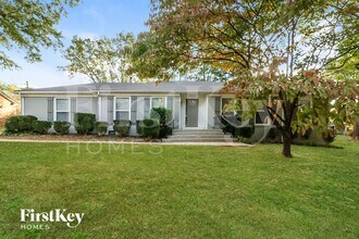 Building Photo - 1722 Aster Ln