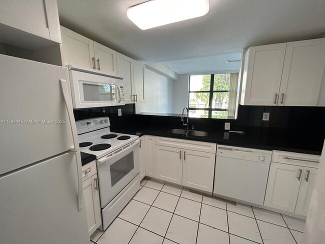 Building Photo - 11780 SW 18th St