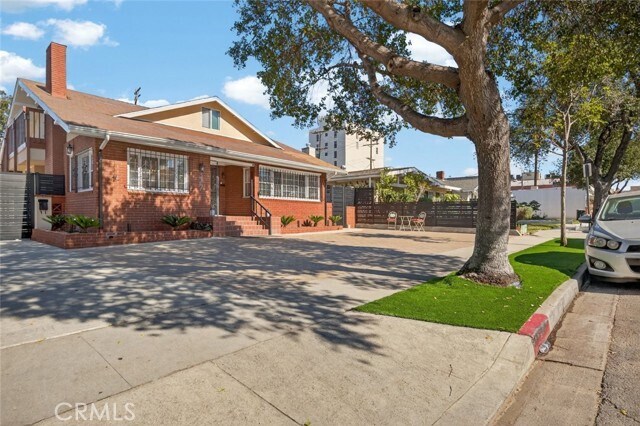 Foto del edificio - 327 Vine St