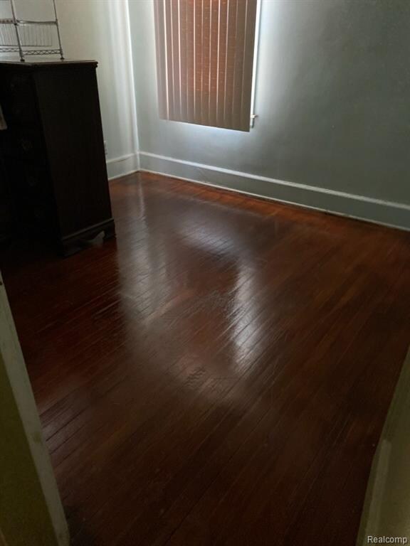 Foto del edificio - 15518 Snowden St