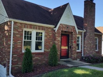 Building Photo - 7650 Lammert Ln