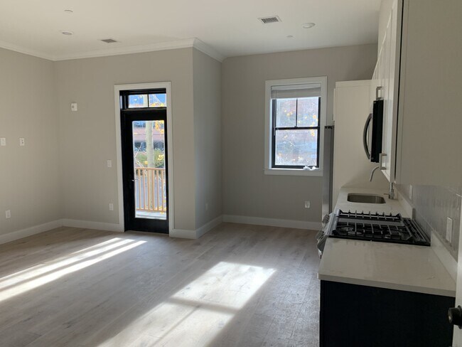 Foto del edificio - 171 Everett St