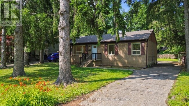 Building Photo - 1153 Mona Rd