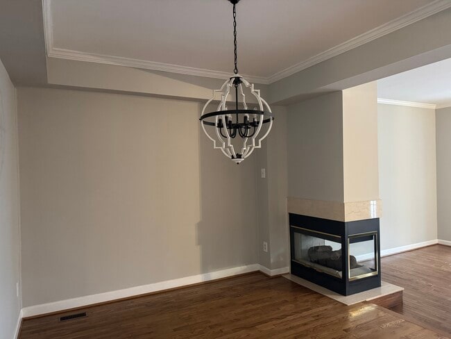 Building Photo - 46530 Lynnhaven Sq