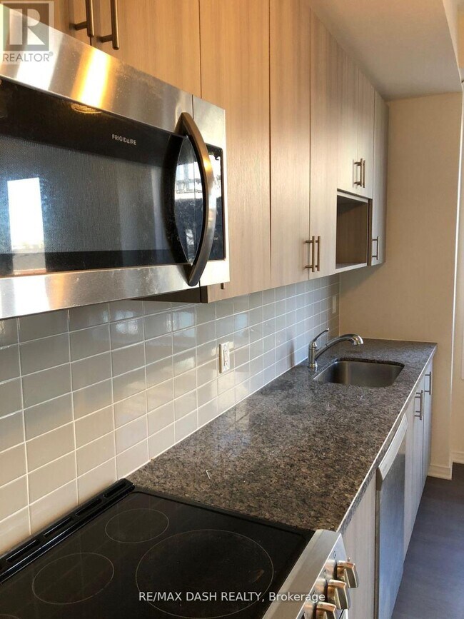 Photo du bâtiment - 1130 Briar Hill Ave