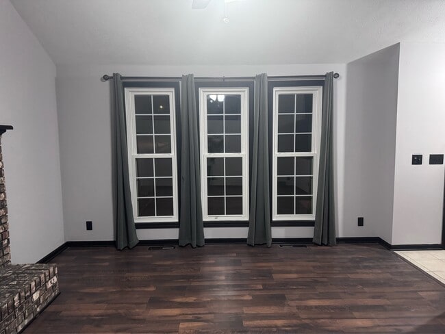 Foto del edificio - 12804 Olive St