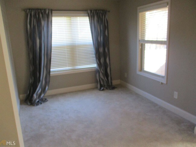 Foto del edificio - 336 Riverwalk Manor Dr