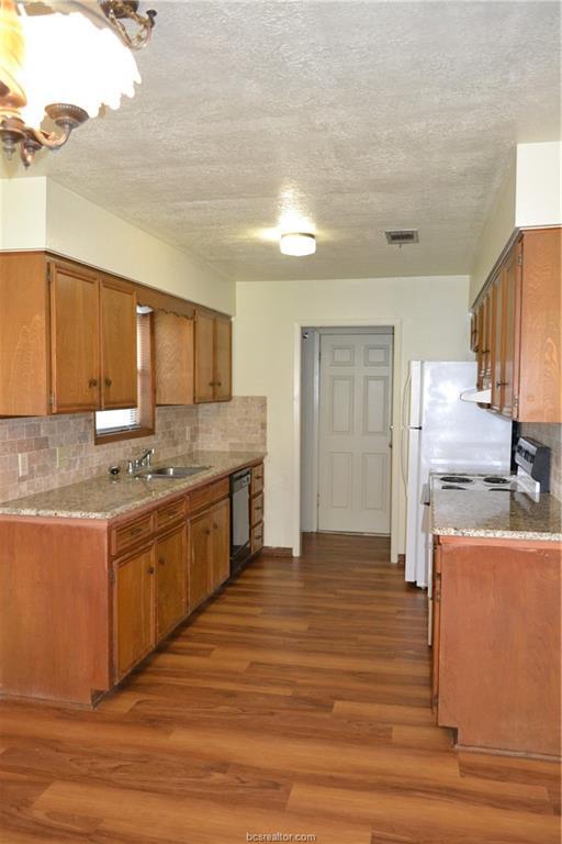 Building Photo - 7801 Shiloh Ct