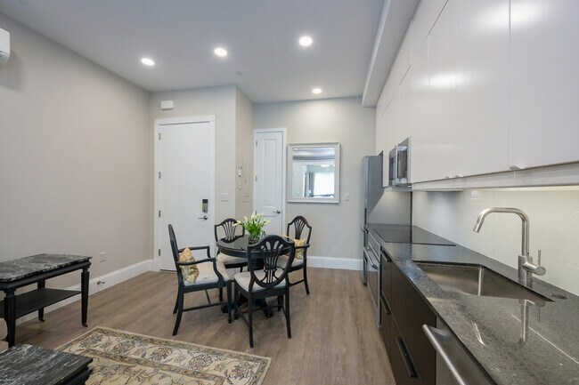 Foto del edificio - 1525 Corcoran St NW