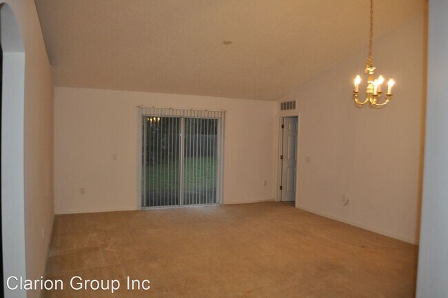 Building Photo - 3 br, 2 bath House - 19 Lloshire