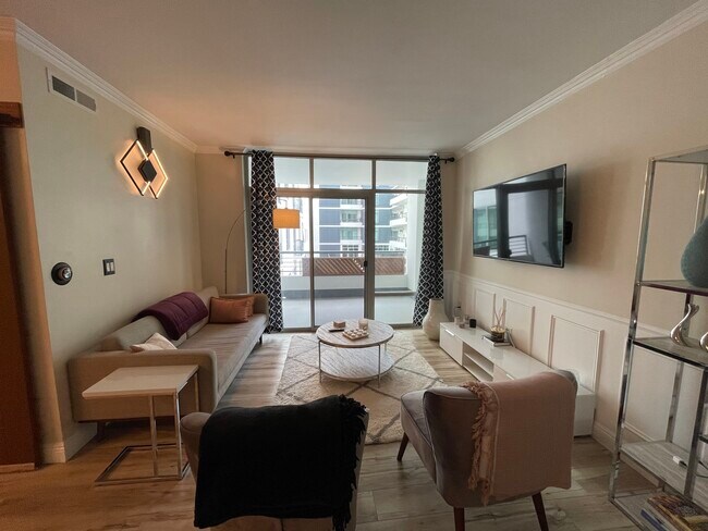 Foto del edificio - 425 W Beech St