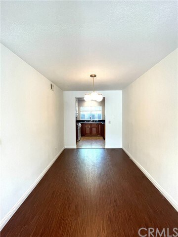 Building Photo - 800 Grand Ave