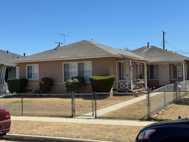 Building Photo - 135TH 406-408