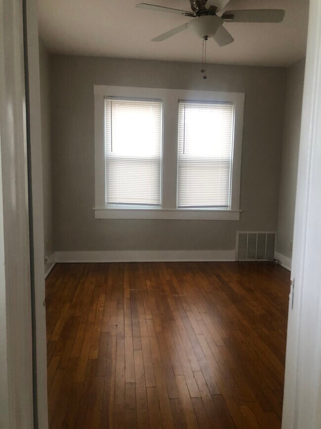 Bedroom 1 - 809 W Williams St