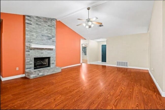 Building Photo - 2807 Beechnut Trce