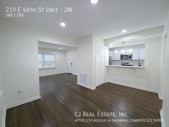 Building Photo - 219 E 46th St