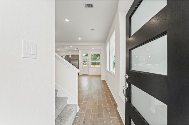 Building Photo - 151 W Coralburst Lp