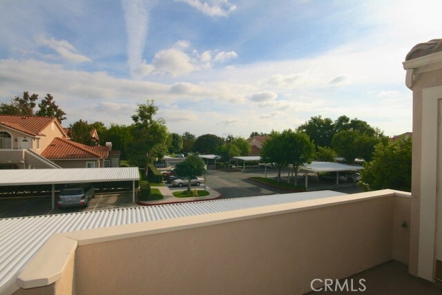 Building Photo - 63 Gaviota