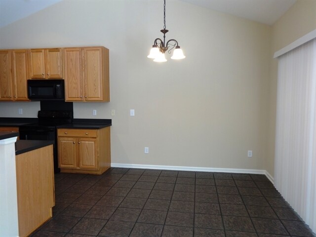 Building Photo - 113 Sumpter Hill Drive