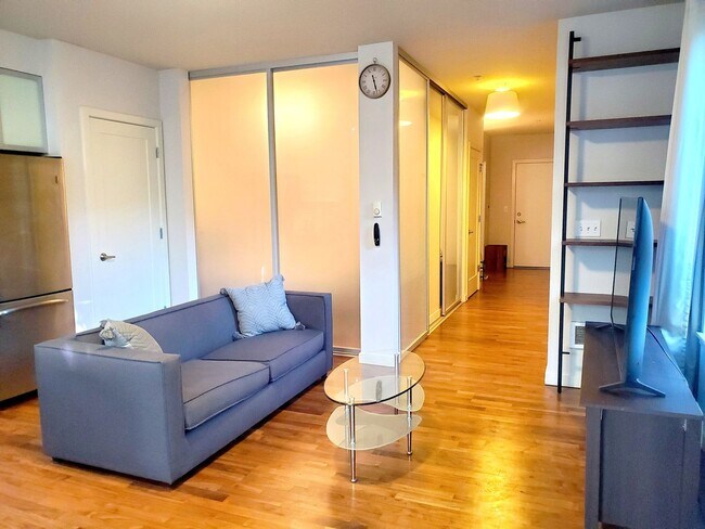 Foto del edificio - Beautiful 1 bed 1 bath Belltown!