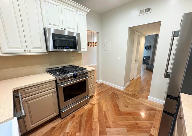 Foto del edificio - 3952 Richmond St