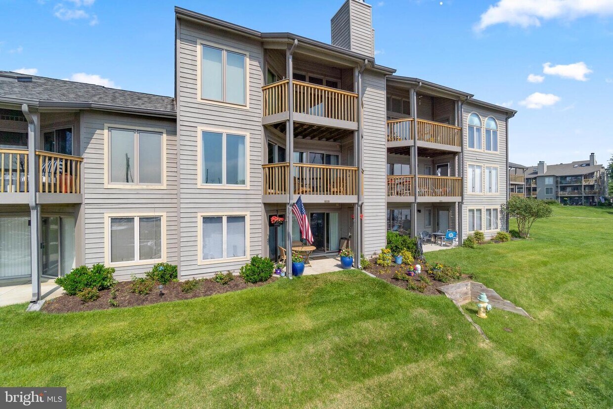 7030 Channel Village Ct Unit 202, Annapolis, MD 21403 Room for Rent