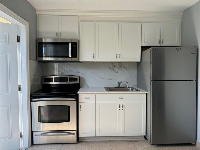 Cocina - 1036 NW 5th Ave