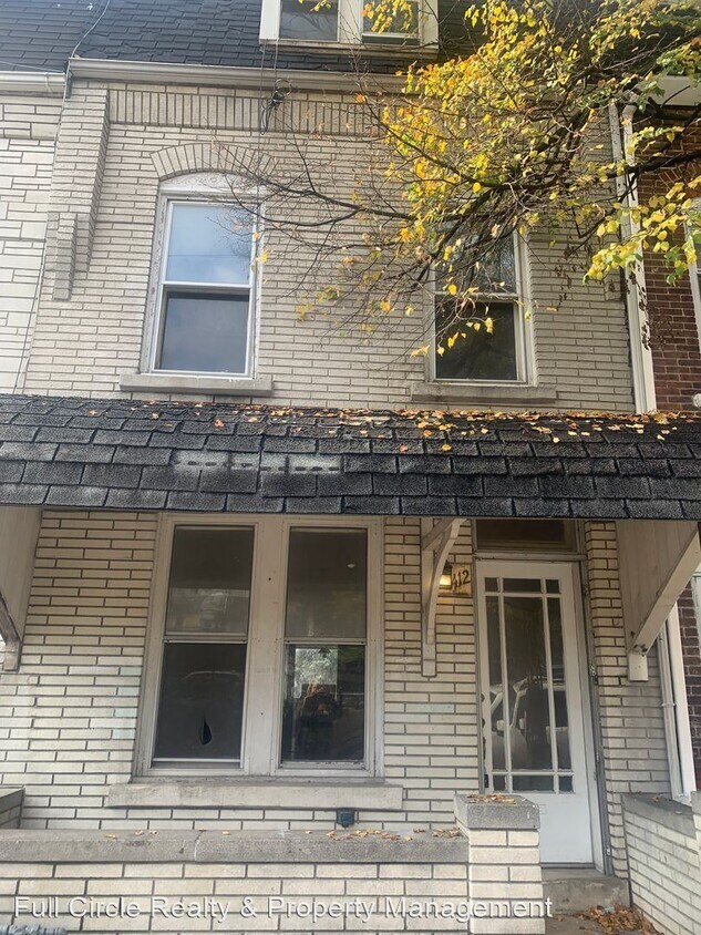 Foto principal - 4 br, 1 bath House - 412 N 2nd Street